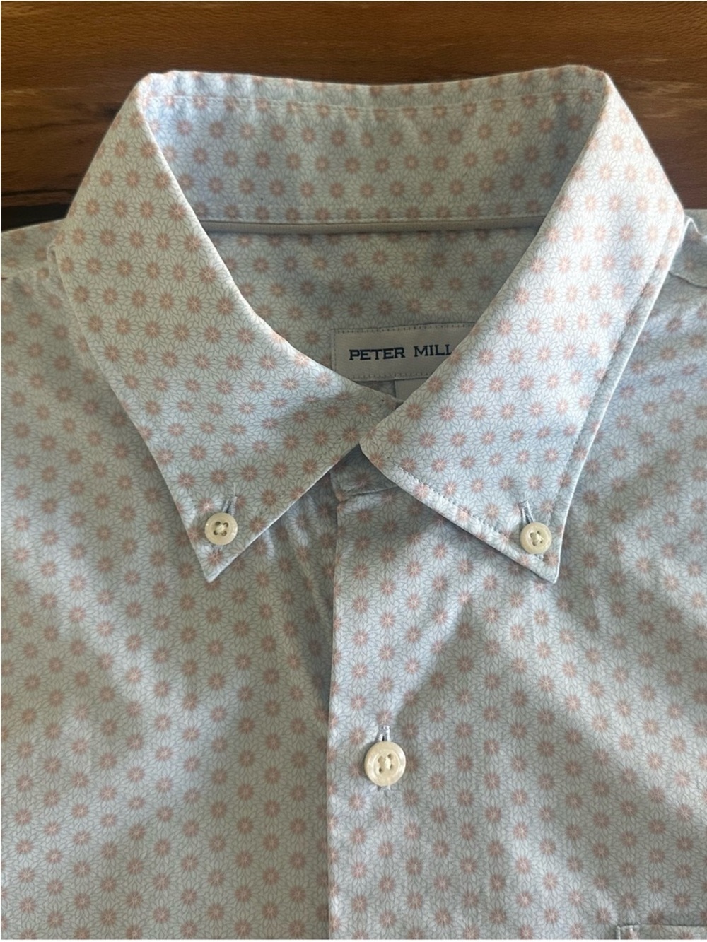 Peter Millar Light Blue Button-Down Short Sleeve Shirt Pink Starburst Print |Med